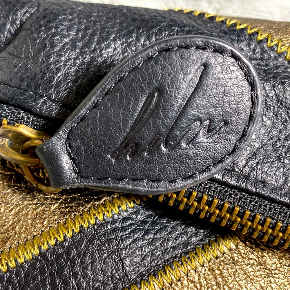 Vintage Helena De Natalio Metallic Gold Black Crinkled Leather Clutch Crossbody - Picture 2 of 13